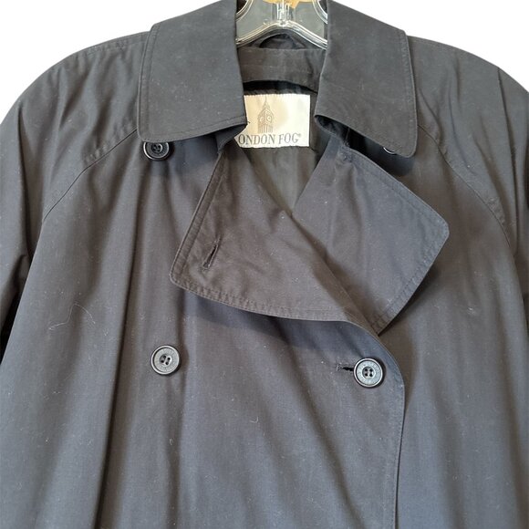London Fog Ladies Black Raincoat with Belt and Zip In Liner Size 12R - Picture 3 of 12
